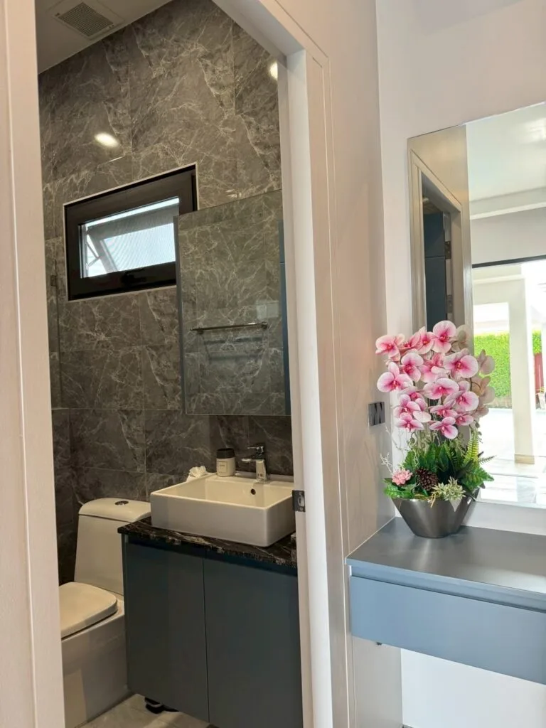 Interior of a Gran House Vacation pool villa in Hua Hin (view 3)